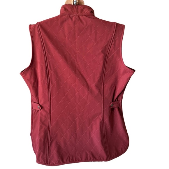 Cripple Creek Ranch-wear Red Quilted Vest & Collared Button Up w/ Double Pockets - Picture 2 of 13